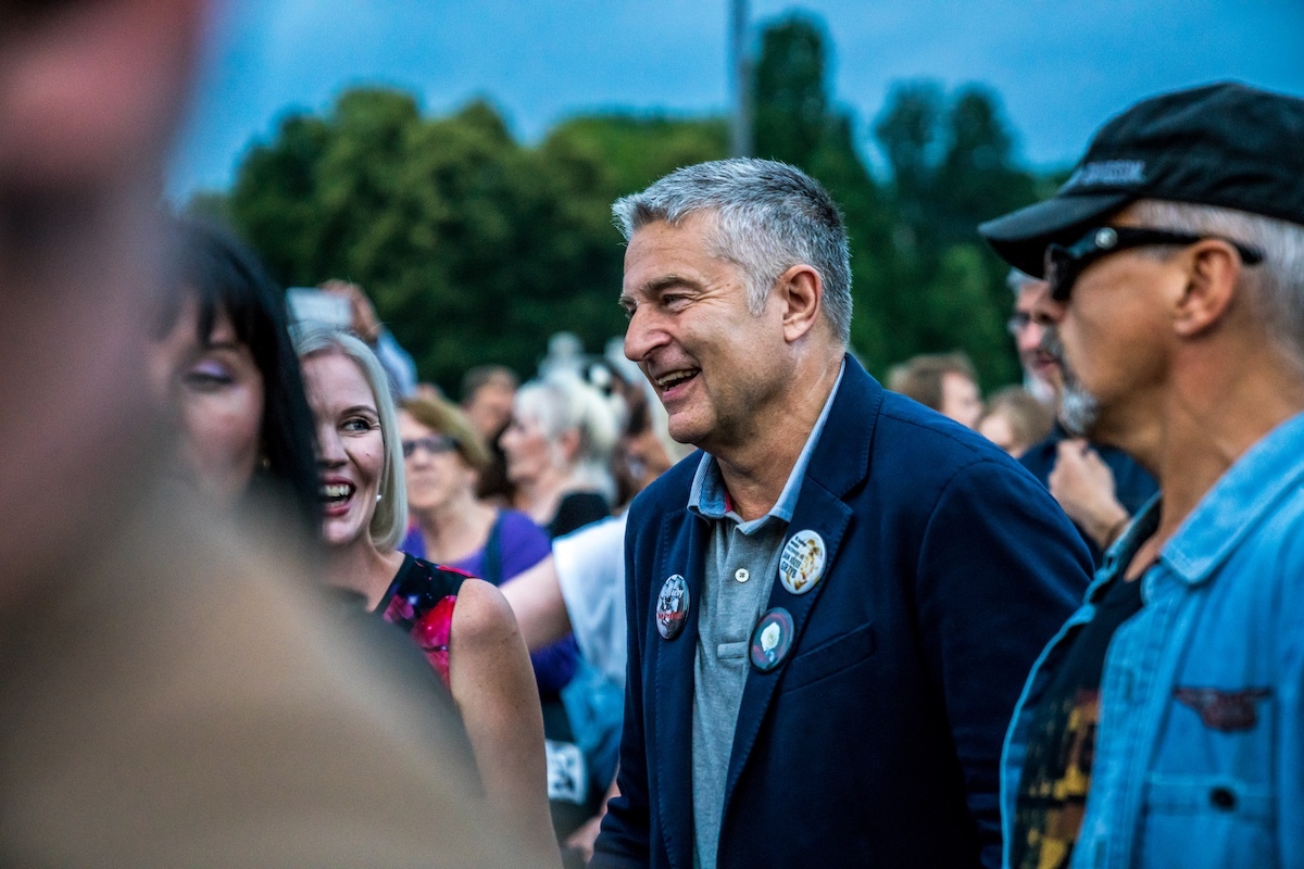 Znowu aportują przed obcymi i przeciwko Polsce
