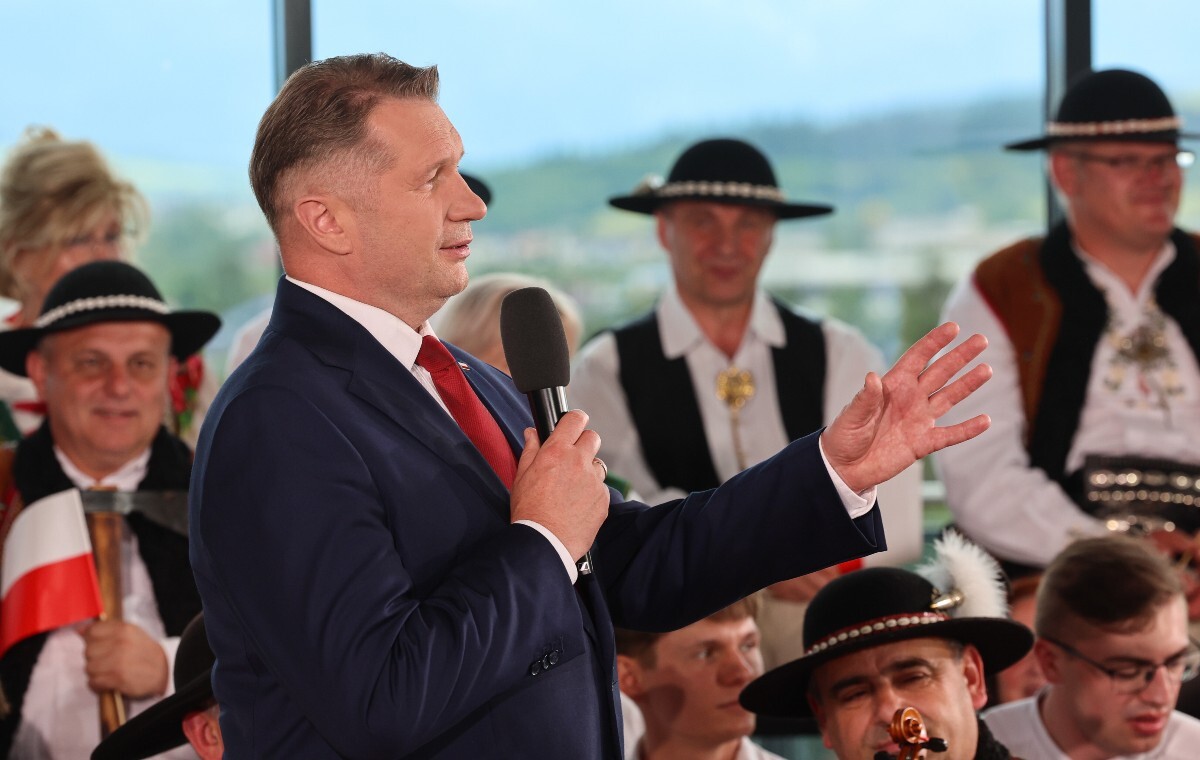 Prof. Czarnek demands the resignation of the government! "This is simply a national treason"
