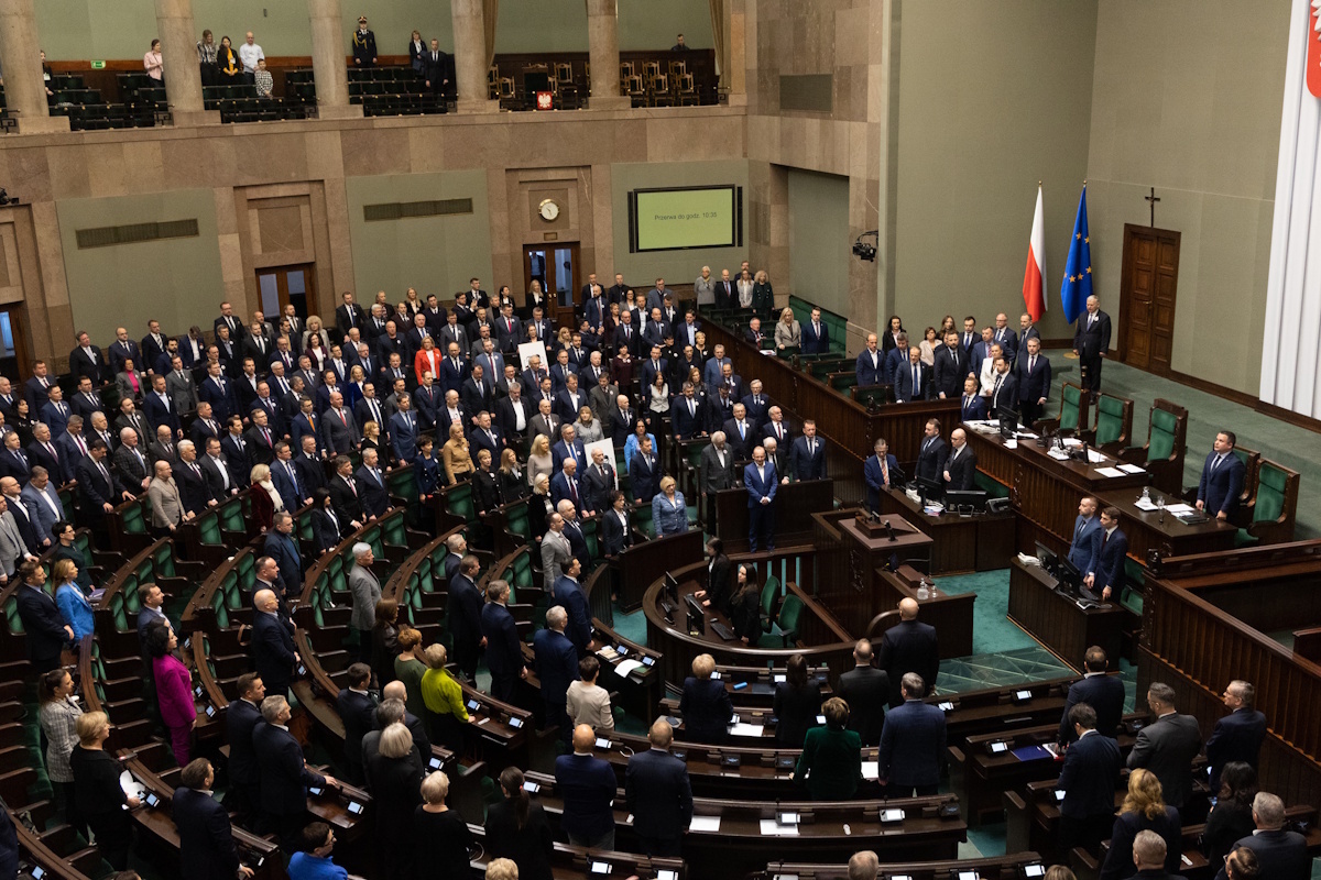 We haven't seen a poll like this in a long time! So many parties in the Sejm