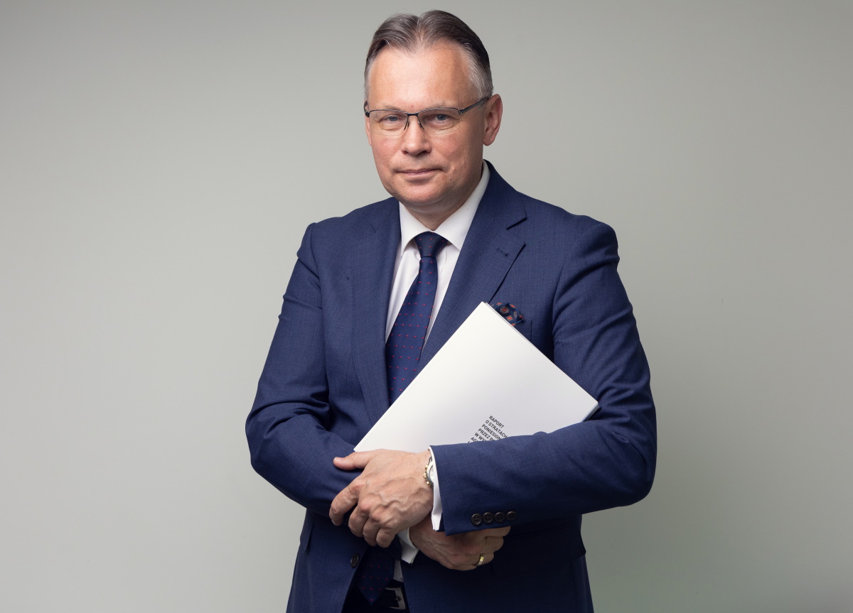 Traktat z Niemcami do zmiany! "Nowa umowa zlikwiduje asymetrię"