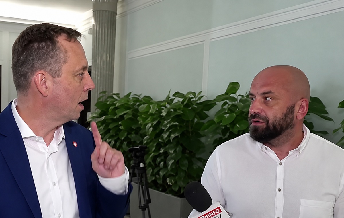 TYLKO U NAS. Ależ nerwy! Posłowie KO wściekli na red. Jarząbka