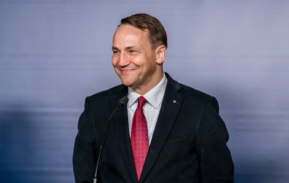 Lwów wyrzuca polską firmę, a Sikorski... Zobacz, co napisał