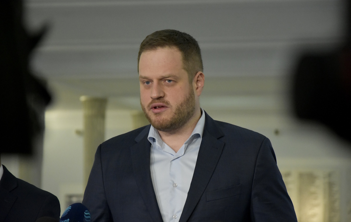 Cieszyński Demands an Investigation into the Possible Poisoning of Nawrocki