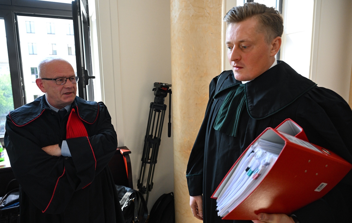 Sądy zajęły się zażaleniami na areszt i ENA Ziobry