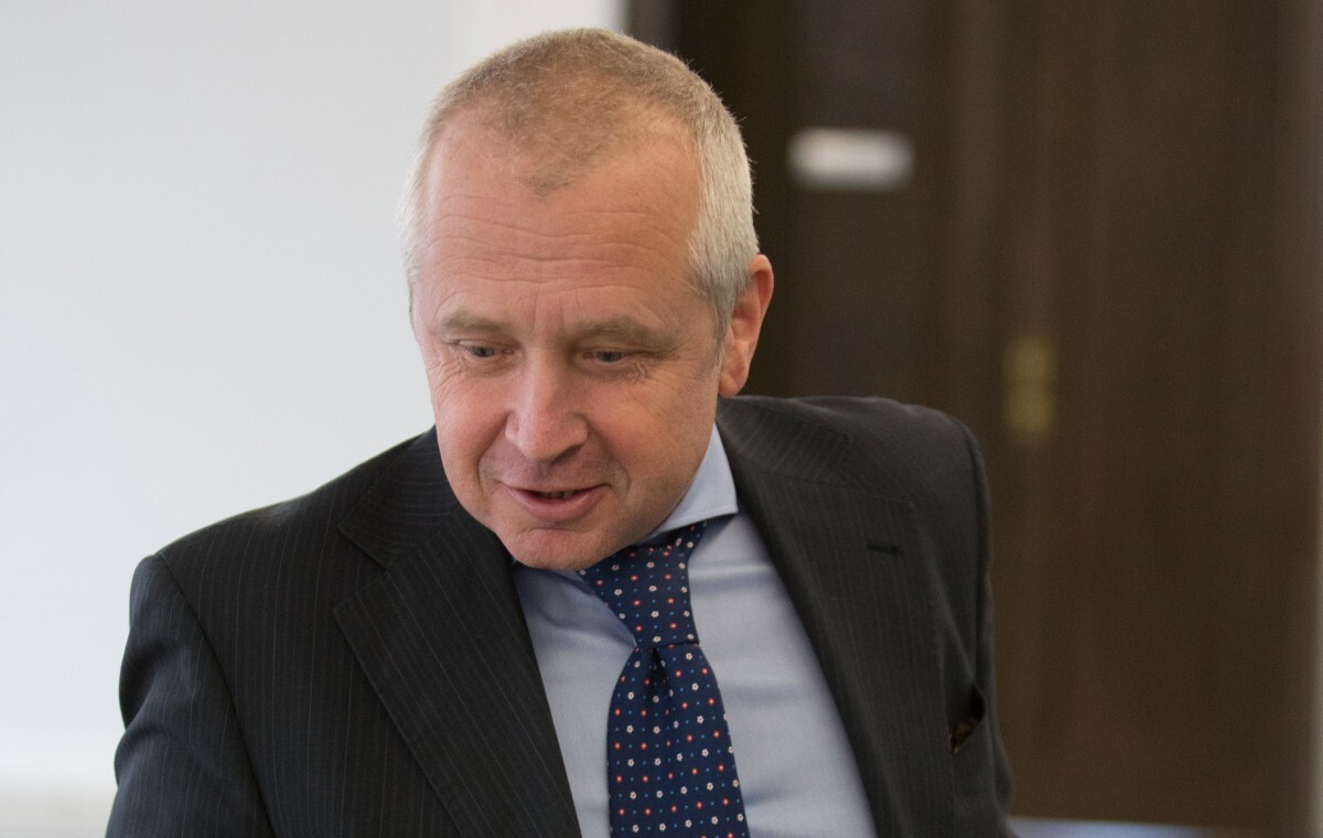 Faktury Kacprzyka. Dubois absurdalnie tłumaczy