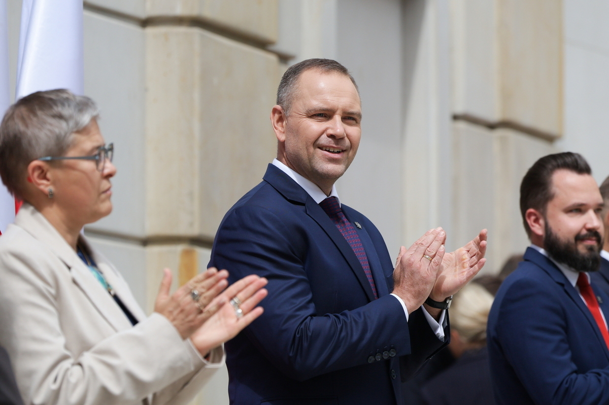 Prezydent Nawrocki liderem rankingu. Zaskakujące drugie miejsce!