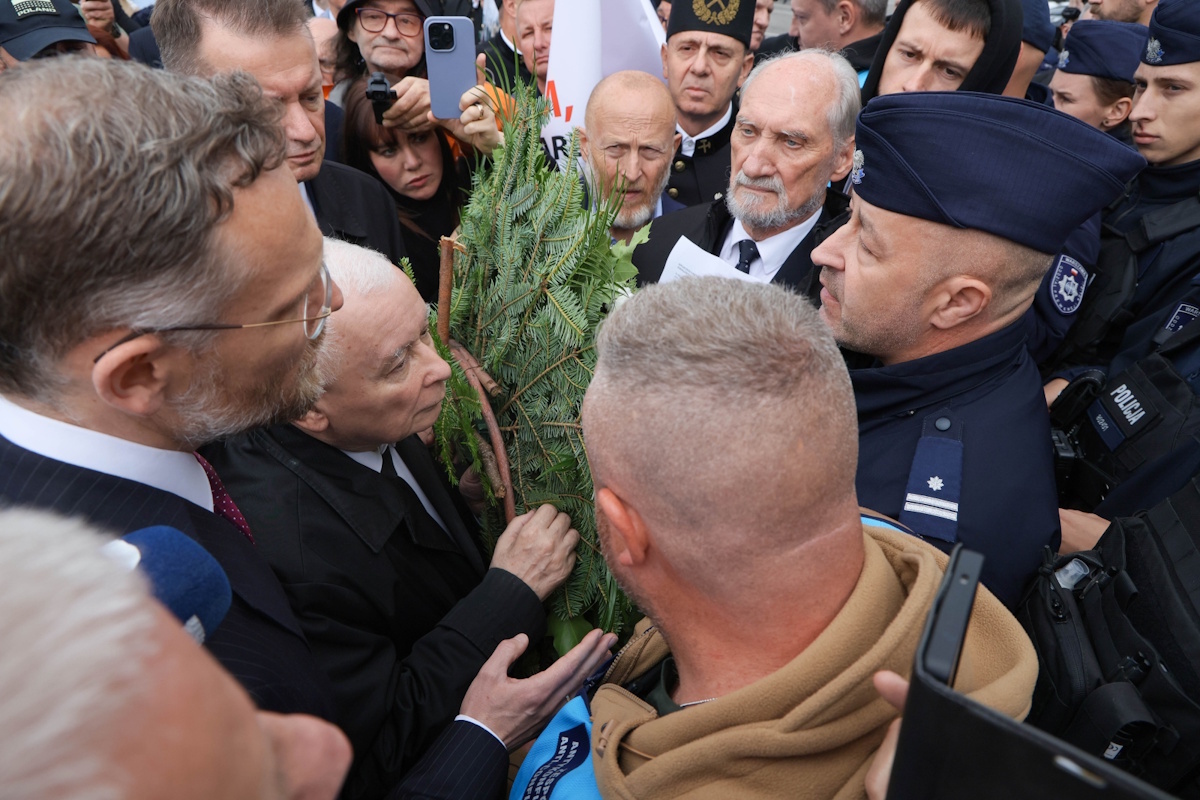 Провокации в смоленском ежемесячнике!