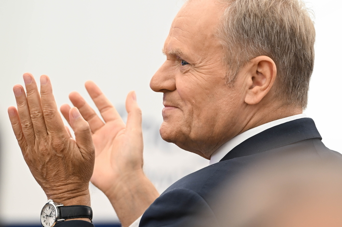 Tusk gave Ukraine missiles. "German Pushes"; "Kundlism"