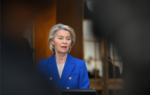 Przewodnicząca Komisji Europejskiej Ursula von der Leyen (na zdjęciu podczas wizyty w Australii) / autor: PAP/EPA/LUKAS COCH AUSTRALIA AND NEW ZEALAND OUT