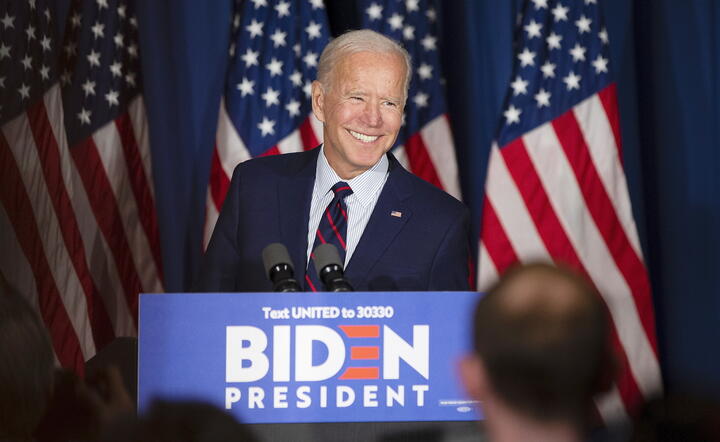 Joe Biden, nieoficjalny zwycięzca wyborów prezydenckich w USA / autor: fotoserwis PAP