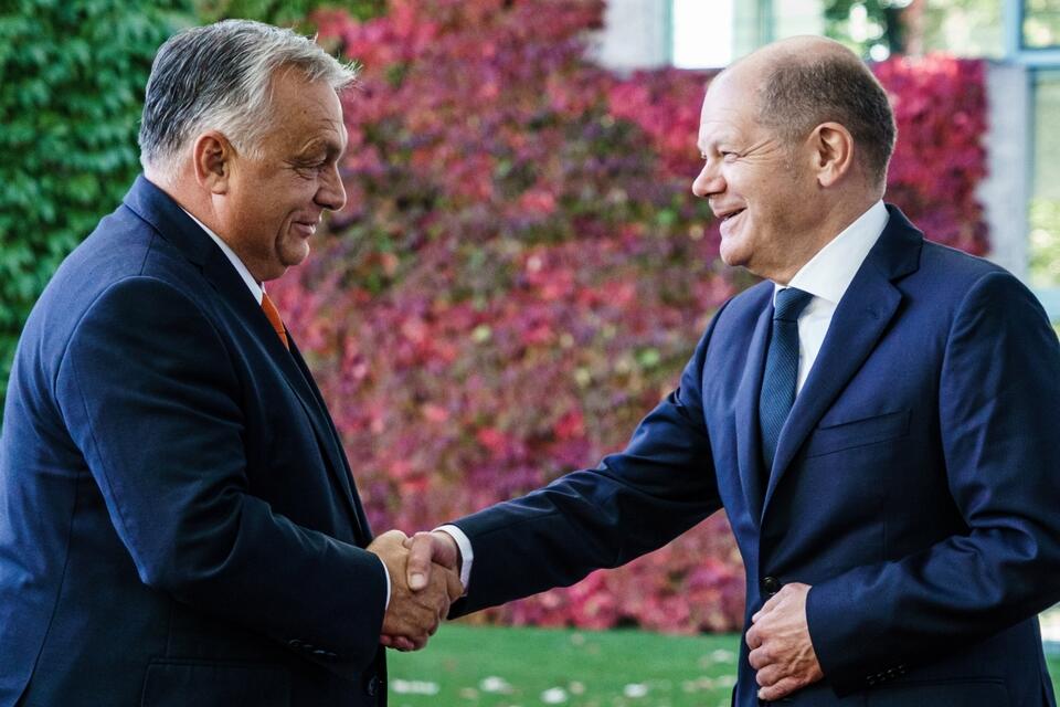 Viktor Orban i Olaf Scholz / autor: PAP/EPA