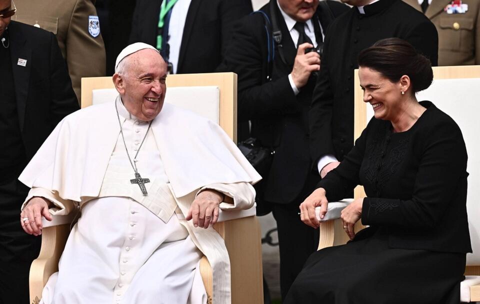 Papież Franciszek z prezydent Węgier Katalin Novak / autor: PAP/EPA/LUCA ZENNARO