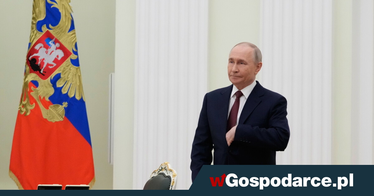 Rafinerie w Rosji płoną, ale naftowa kasa Putina puchnie