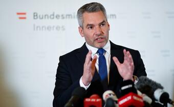 Szef MSW Austrii potwierdza: ataku dokonał zwolennik IS