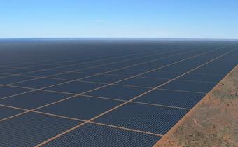 Giga elektrownia słoneczna w Australii stanie na 12 tys. ha