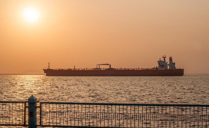 Tankowiec z transportem ropy u wybrzeży USA, fot. pixabay