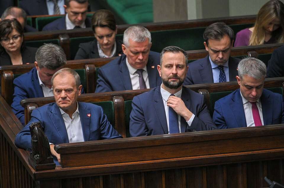 . Prezydent Duda wygłosił podczas posiedzenia izby orędzie w związku z rocznicą wyborów parlamentarnych z 2023 roku. / autor:  PAP/Marcin Obara