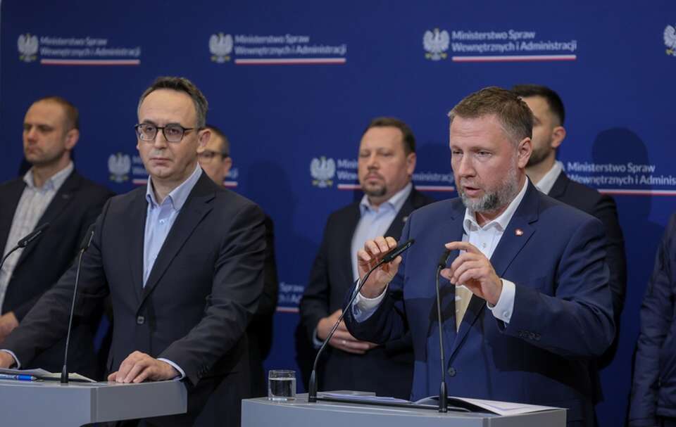 Konferencja prasowa ministrów Klimczaka i Kierwińskiego / autor: PAP/Rafał Guz