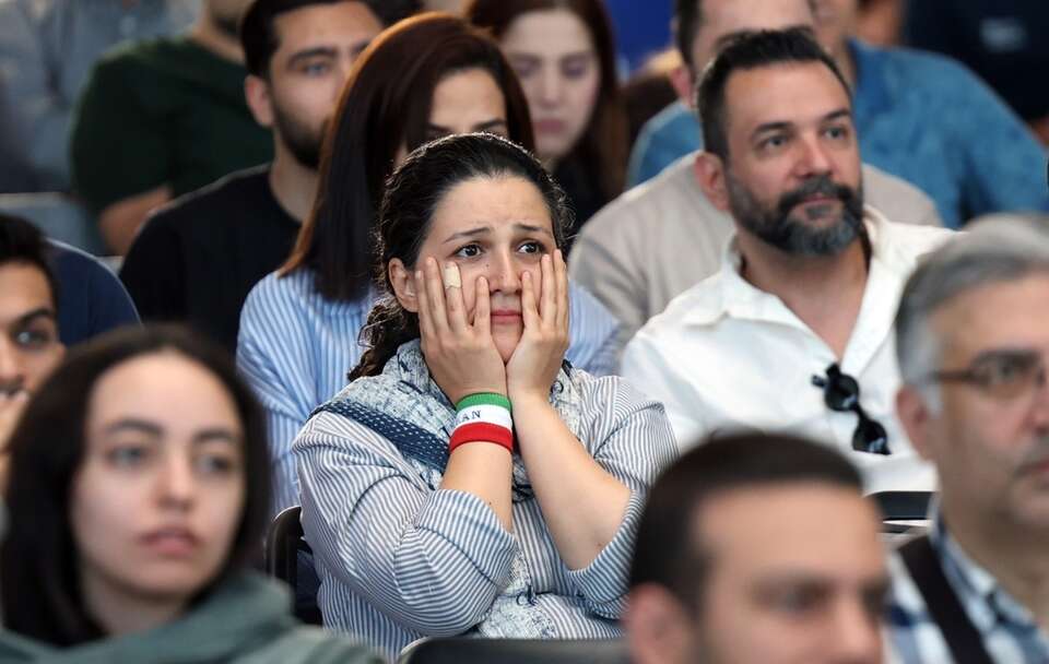 Irańczycy / autor: PAP/EPA/ABEDIN TAHERKENAREH