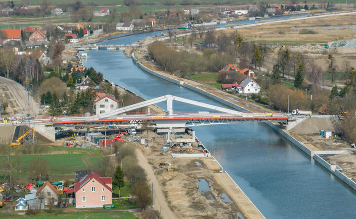 Przekop przez Mierzeję: zostanie oddany do użytku obrotowy most w Nowakowie