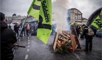 Demonstracje w Paryżu - końca nie widać