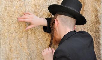 Polityka Merkel postawiła Żydów pod ścianą