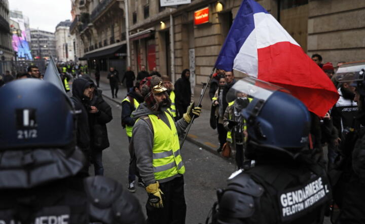 protesty / autor: PAP/EPA/ETIENNE LAURENT