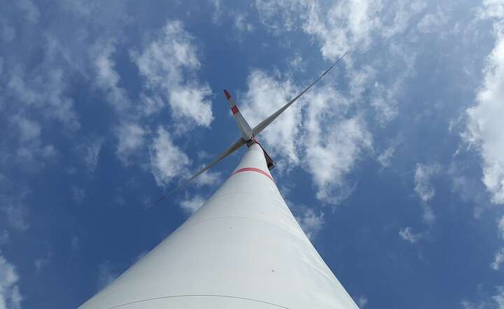 Farmy wiatrowe mają największy udział w produkcji prądu z OZE / autor: Pixabay