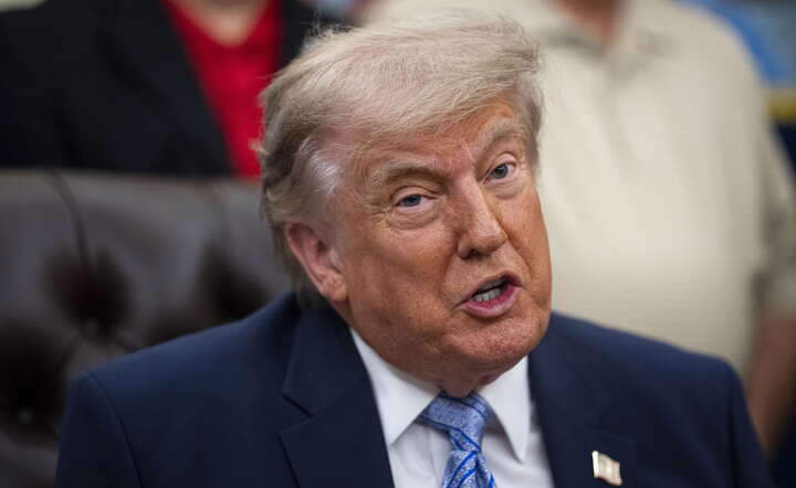 Prezydent USA Donald Trump w Białym Domu / autor: PAP/EPA/Al Drago