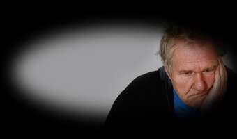 Bieda? Jest inny powód. Prawie milion emerytów poszło do pracy