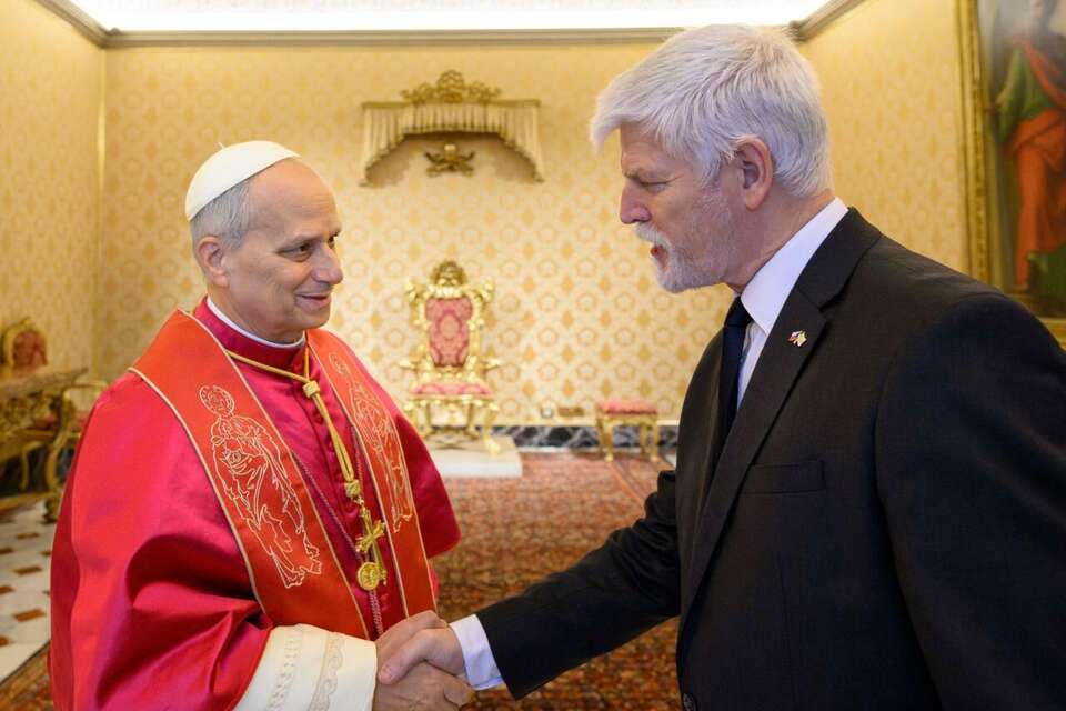 Papież  Leon XIV i prezydent Czech / autor: Vatican Media
