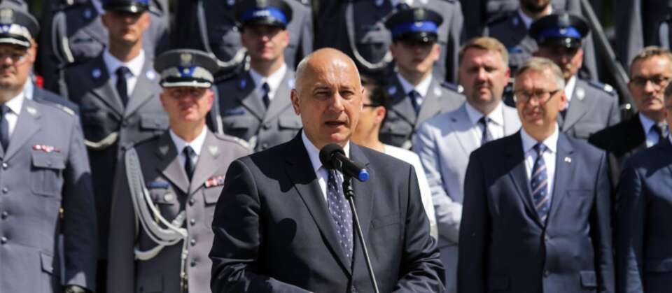 Joachim Brudziński, szef MSWiA / autor:  	PAP/Dominik Gajda