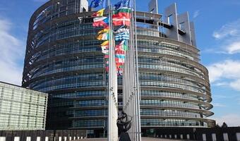 Europosłowie grzmią w PE! Chcą rozliczenia korupcji
