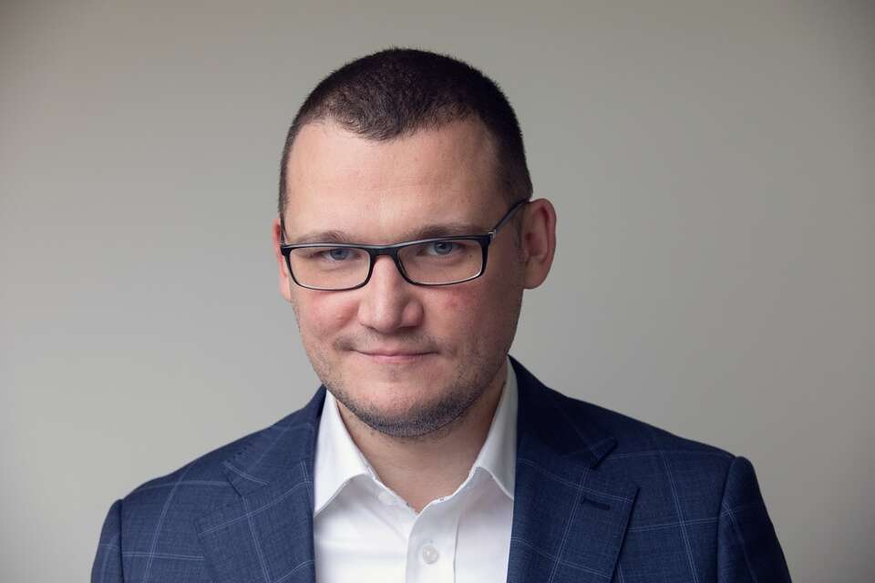 "Pamiętam wypowiedzi Tuska, który mówił, że nie trzeba mieć prezydenta, aby rządzić. Tymczasem widzą, że jest to nierealne" - powiedział. / autor: Fratria