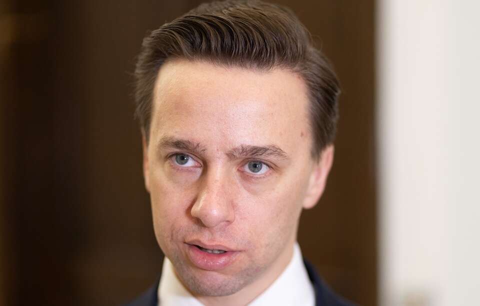 Босак оценил инициативу президента Навроцкого относительно референдума