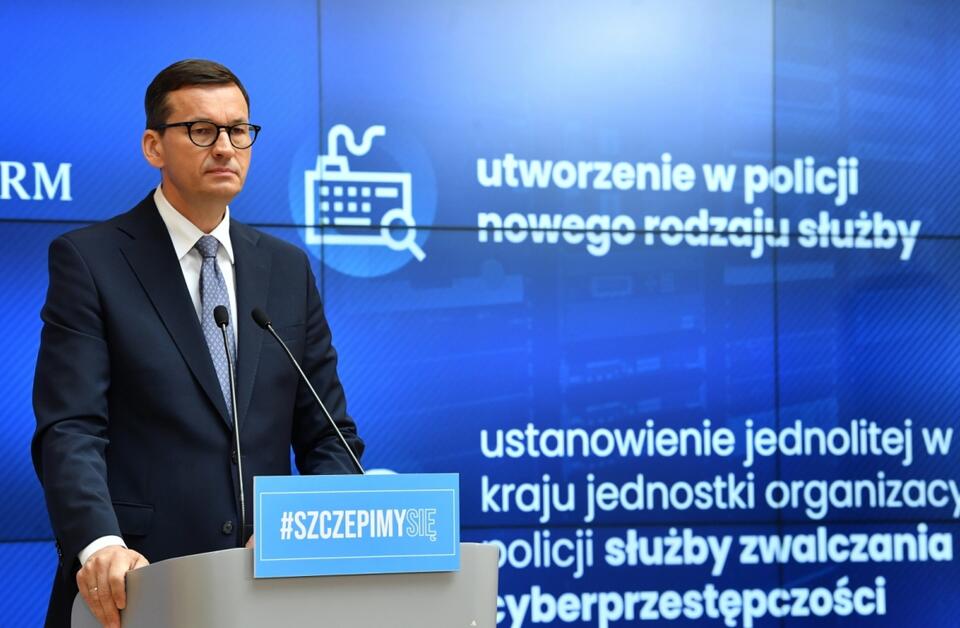 Powstanie nowa służba! "Cyberprzestępczość to plaga XXI w." / autor: PAP/Radek Pietruszka