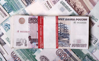 Rosja wydała 76 mld dolarów i 5,4 mld euro na ratowanie rubla...