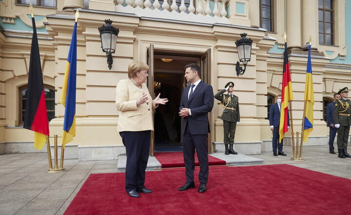 Angela Merkel i Wołodymir Zelensky / autor: PAP/EPA
