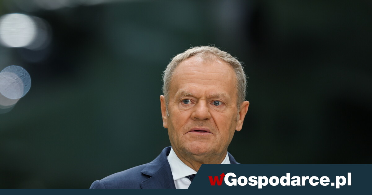 Prawie 28 mln zł Donald Tusk wyrzucił do kosza