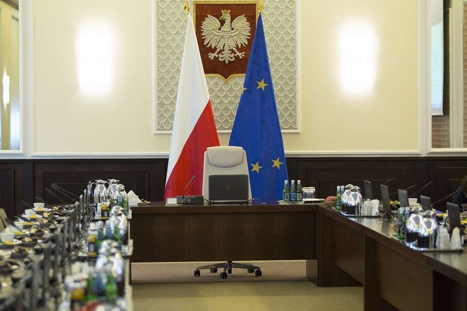 Sala posiedzeń rządu w budynku Kancelarii Prezesa Rady Ministrów / autor: Fratria