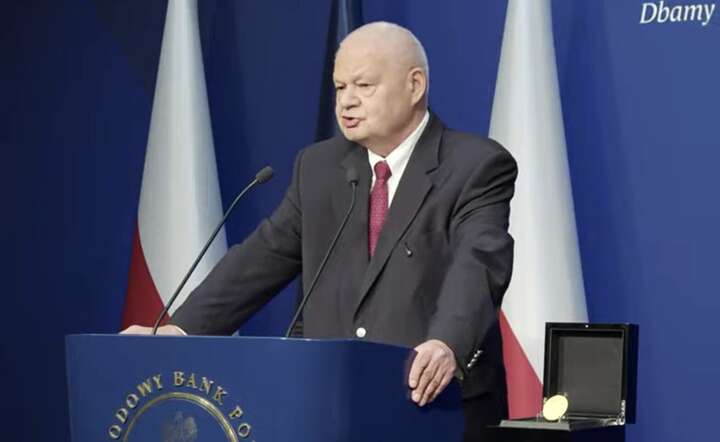 Prezes NBP prof. Adam Glapiński na konferencji prasowej, 3 czerwca 2026 / autor: YT @nbppl - screen