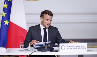 Macron naśladuje Polskę. Chce referendum ws. imigracji