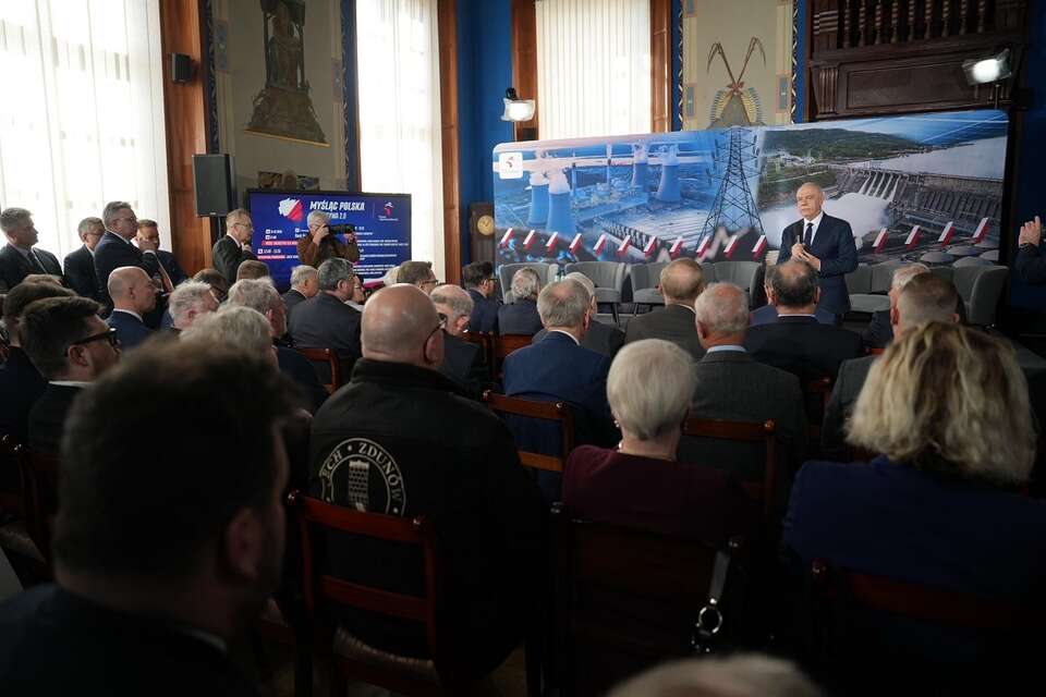 Konferencja PiS pod hasłem "Myśląc Polska - Alternatywa 2.0: Model energetyki dla niskich cen energii w Polsce". / autor: X/PiS