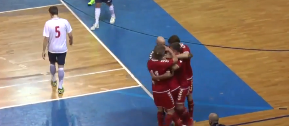 autor: youtube Futsal Tips og Tricks