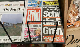 Skompromitowany szef Axel Springer kaja się i korzy