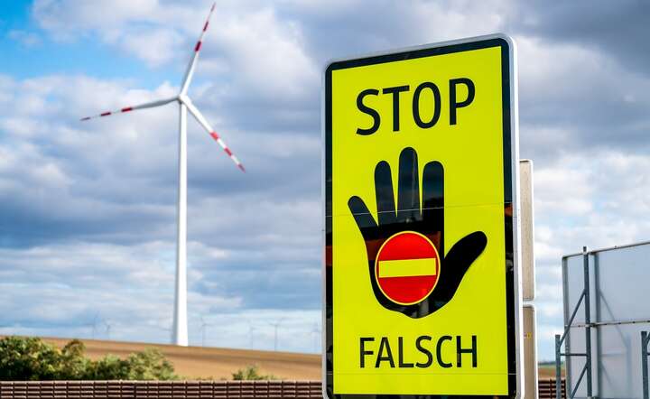 Forsowny rozwój OZE to fałszywa ścieżka, która zakończy się niedoborami energii / autor: Fratria / AS