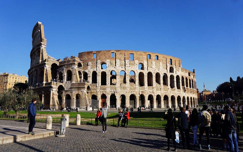 Kontrole w Rzymie. żabole zamyka niebezpieczne miejsca