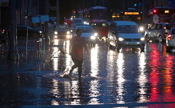 Potopy w Warszawie. 80 interwencji straży, najwięcej na Ursynowie