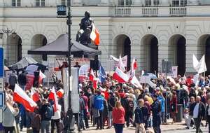 Manifestacja KROPS przeciwko reformie edukacji MEN / autor: FB/KROPS Koalicja na Rzecz Ocalenia Polskiej Szkoły