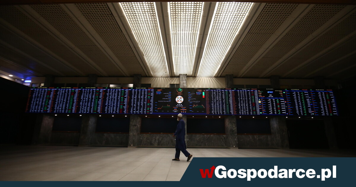 Indeksy w dół, kruszce walczą o nowe szczyty